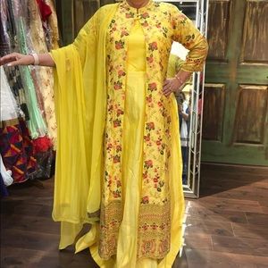 Jacket-style Salwar Kameez yellow w/ rose embroidery, Indian gown, Anarkali gown